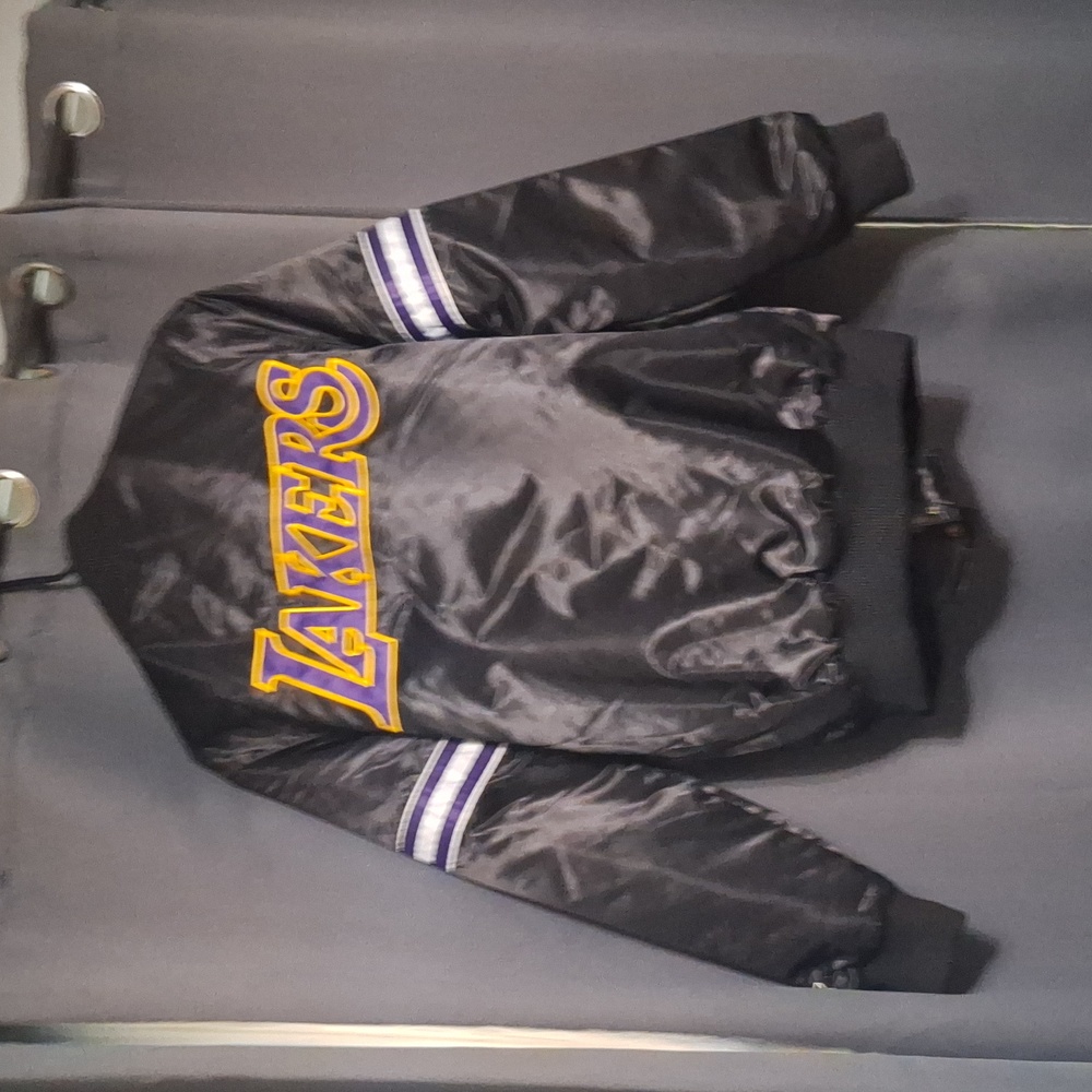 Lakers jacket - Picture 2 of 7